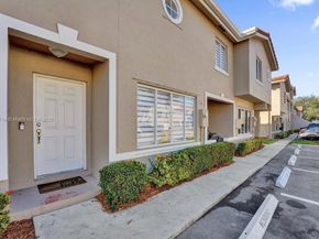 174 Riviera Cir 274, Weston FL 33326