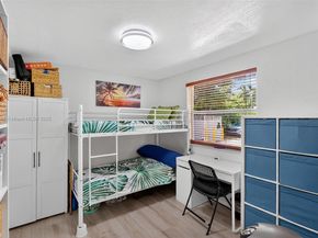 444 SW 4th St 105, Miami FL 33130