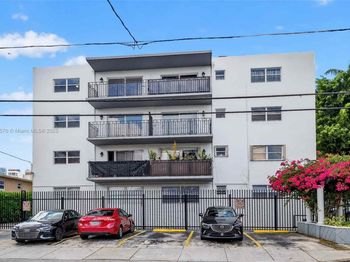 444 SW 4th St