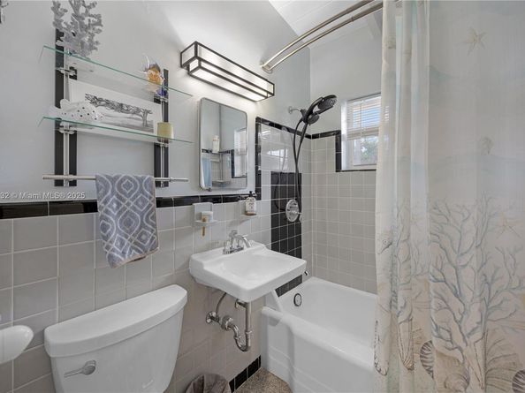 2248 SW 34th Way, Fort Lauderdale FL 33312