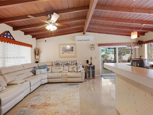 2248 SW 34th Way, Fort Lauderdale FL 33312