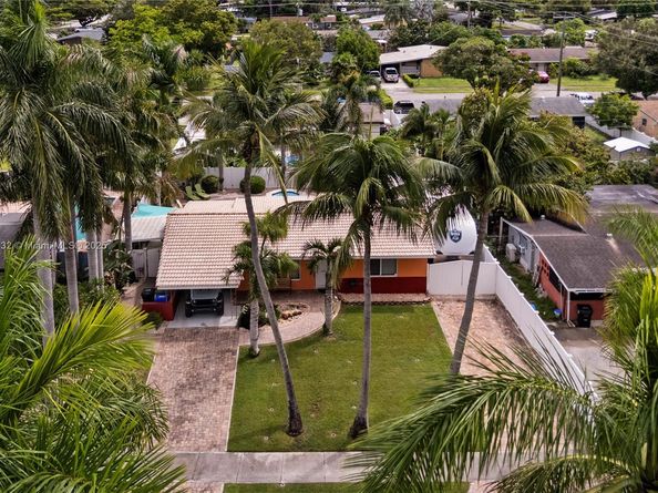 2248 SW 34th Way, Fort Lauderdale FL 33312