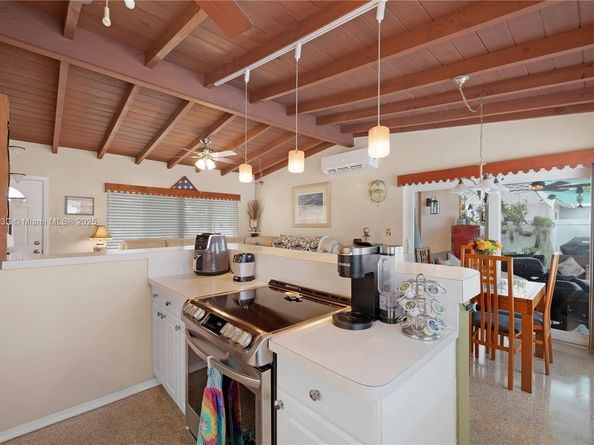 2248 SW 34th Way, Fort Lauderdale FL 33312