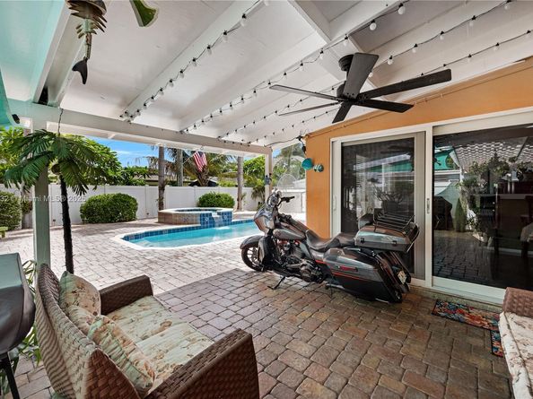 2248 SW 34th Way, Fort Lauderdale FL 33312