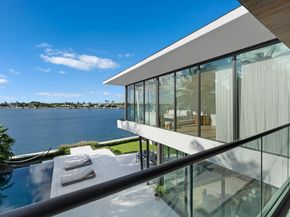 1165 N Biscayne Point Rd, Miami Beach FL 33141