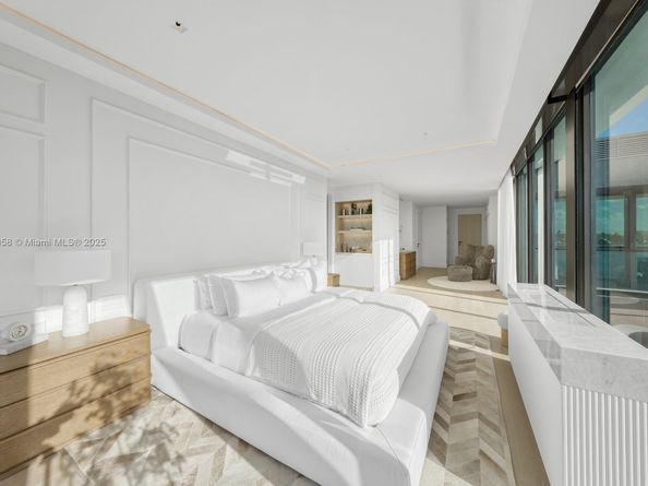 1165 N Biscayne Point Rd, Miami Beach FL 33141