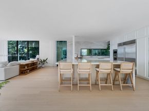 1165 N Biscayne Point Rd, Miami Beach FL 33141