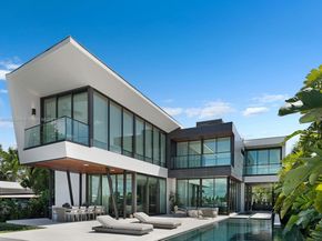 1165 N Biscayne Point Rd, Miami Beach FL 33141