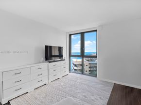 1331 Brickell Bay Dr 1811, Miami FL 33131