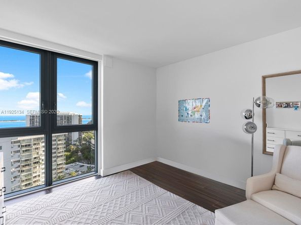 1331 Brickell Bay Dr 1811, Miami FL 33131