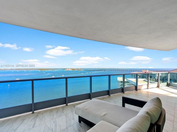 1331 Brickell Bay Dr 1811, Miami FL 33131