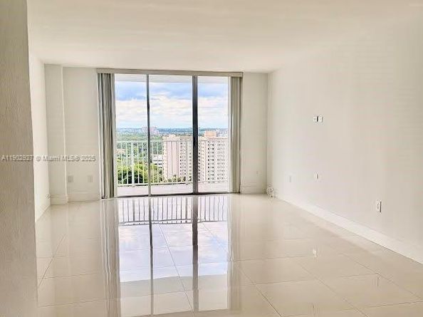 2801 NE 183rd St 1909W, Aventura FL 33160