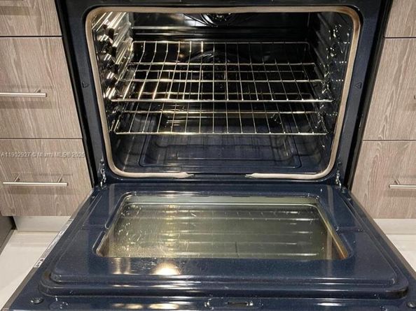 2801 NE 183rd St 1909W, Aventura FL 33160