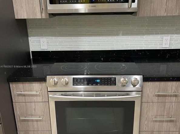 2801 NE 183rd St 1909W, Aventura FL 33160