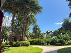 2801 NE 183rd St 1909W, Aventura FL 33160