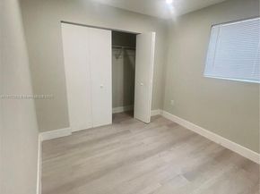 3731 SW 58th Ter, Davie FL 33314