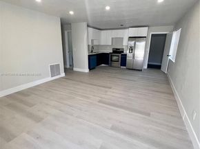3731 SW 58th Ter, Davie FL 33314