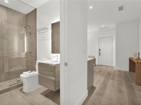 229 SW 9th St 404, Miami FL 33130