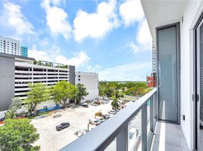 229 SW 9th St 404, Miami FL 33130