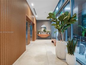 229 SW 9th St 404, Miami FL 33130