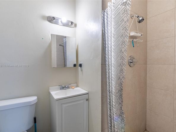 1701 NW 15th Ct, Fort Lauderdale FL 33311