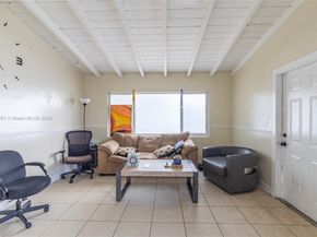 1701 NW 15th Ct, Fort Lauderdale FL 33311