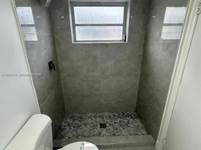 1450 Atlantic Shores Blvd 105, Hallandale Beach FL 33009