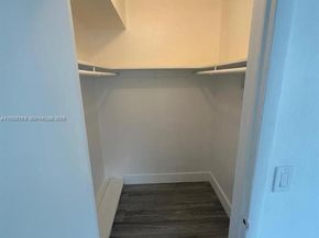 1450 Atlantic Shores Blvd 105, Hallandale Beach FL 33009