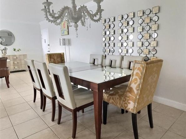 137 Golden Isles Dr 1109, Hallandale Beach FL 33009