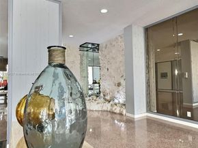 137 Golden Isles Dr 1109, Hallandale Beach FL 33009