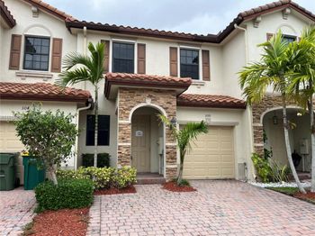 300 SE 37th Ter