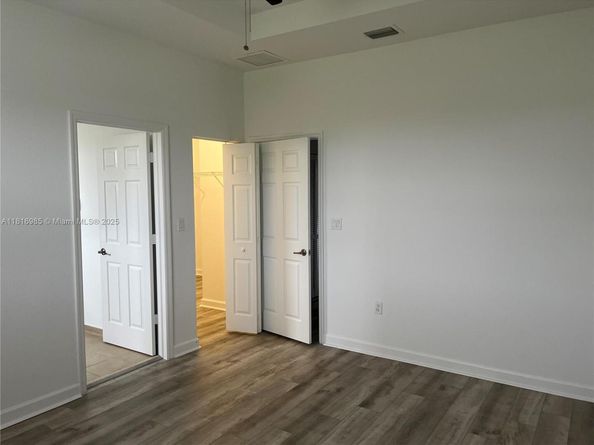 300 SE 37th Ter, Homestead FL 33033