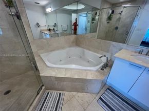 3131 NE 188th St 1609, Aventura FL 33180