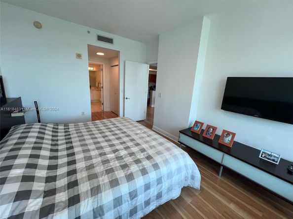 3131 NE 188th St 1609, Aventura FL 33180