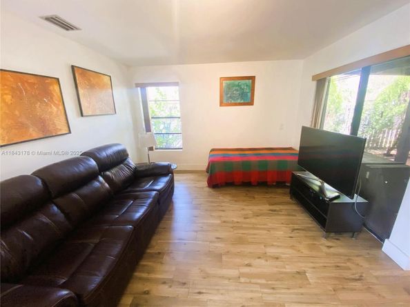 4825 SW 152nd Ct 29H, Miami FL 33185