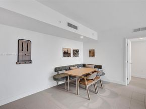 159 NE 6th St 3302, Miami FL 33132