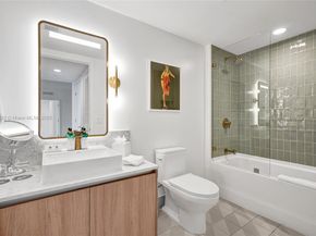 159 NE 6th St 3302, Miami FL 33132