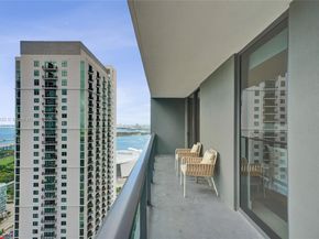 159 NE 6th St 3302, Miami FL 33132