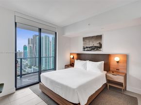 159 NE 6th St 3302, Miami FL 33132