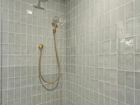 159 NE 6th St 3302, Miami FL 33132