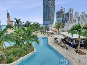 159 NE 6th St 3302, Miami FL 33132