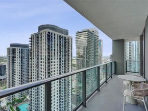 159 NE 6th St 3302, Miami FL 33132
