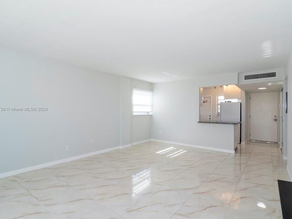 16400 NE 17th Ave 703, North Miami Beach FL 33162