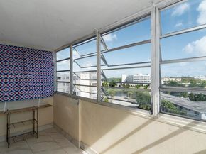 16400 NE 17th Ave 703, North Miami Beach FL 33162