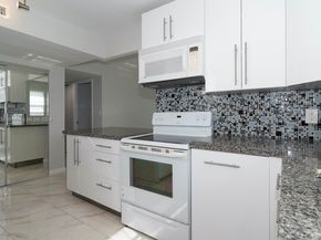 16400 NE 17th Ave 703, North Miami Beach FL 33162