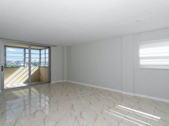 16400 NE 17th Ave 703, North Miami Beach FL 33162
