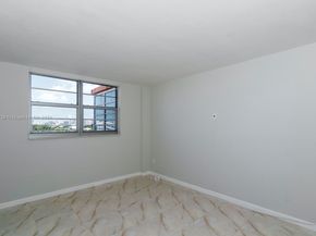 16400 NE 17th Ave 703, North Miami Beach FL 33162