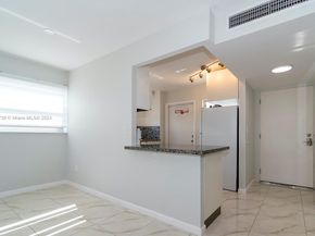 16400 NE 17th Ave 703, North Miami Beach FL 33162