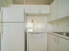 2903 N Miami Beach Blvd 1006, North Miami Beach FL 33160