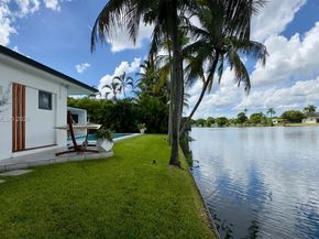 6705 Ficus Dr, Miramar FL 33023